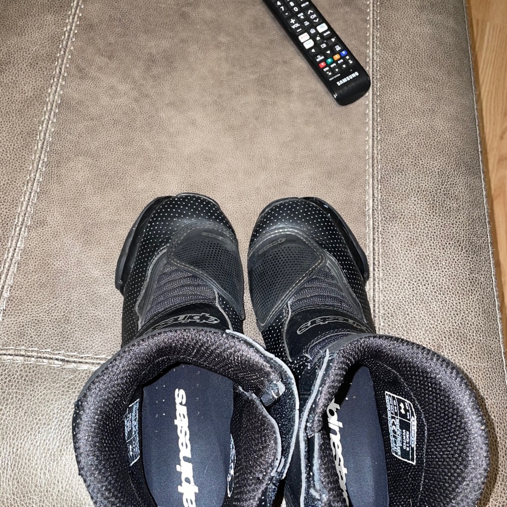 Motorcycle boots